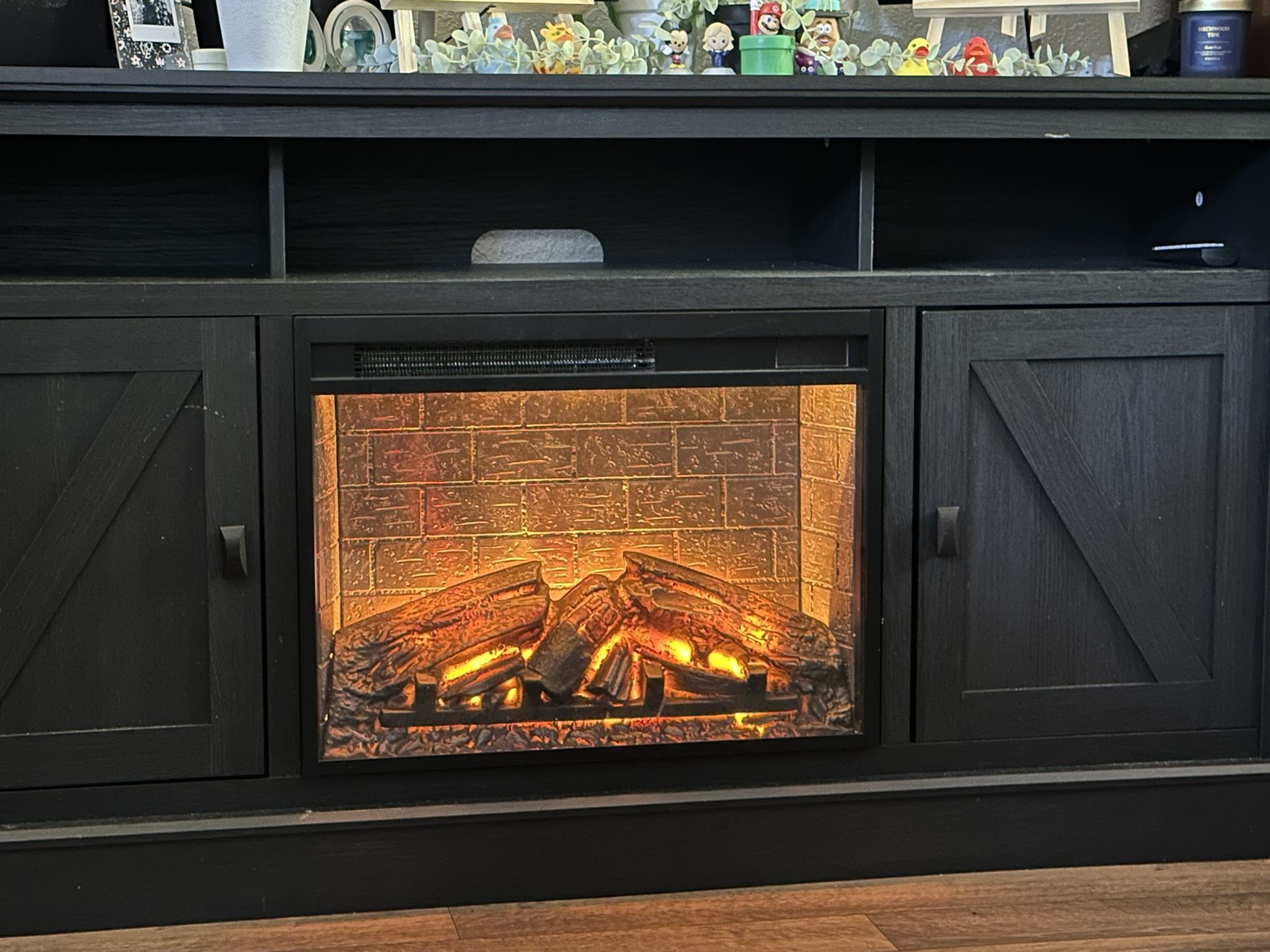 65” Fire Place Stand W/remote