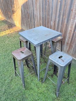 Metal Patio Table and Chairs