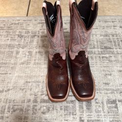 Woman’s Boots 