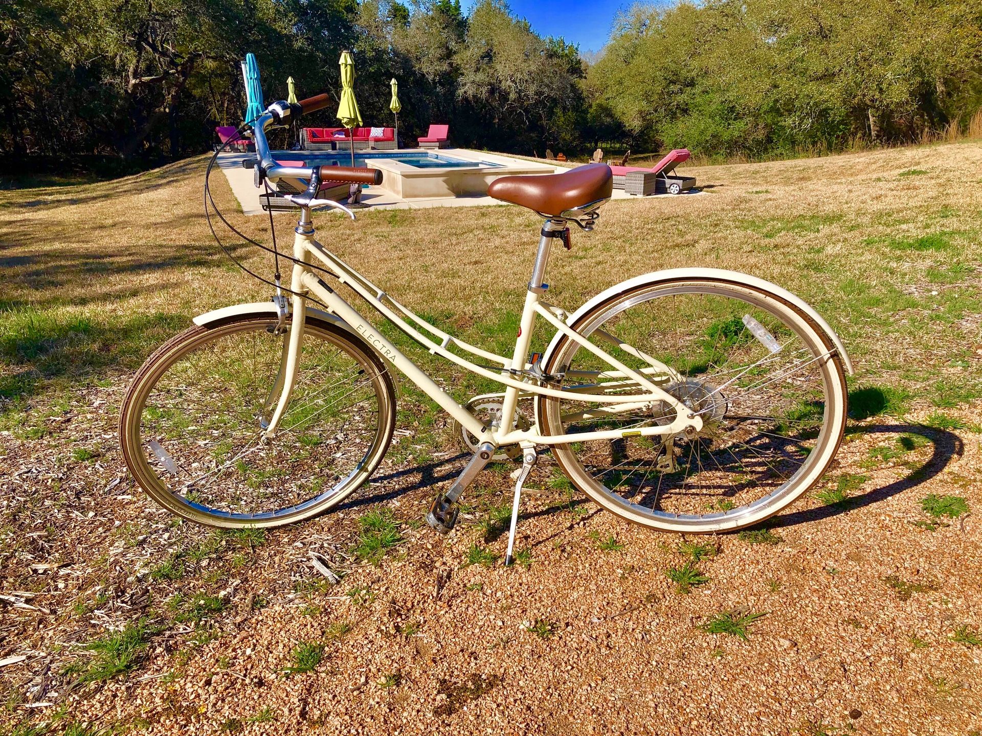 Electra Loft Bicycle | Urban Commuter Bike | Like New