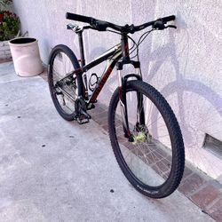 specialized hard rock se