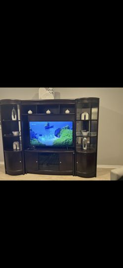 Entertainment TV - TV Stand