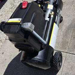 Husky 8 Galones Electric 