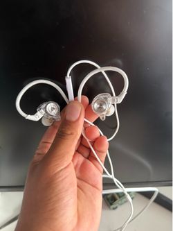 QKZ Gaming earphones works for Console And PC Not used