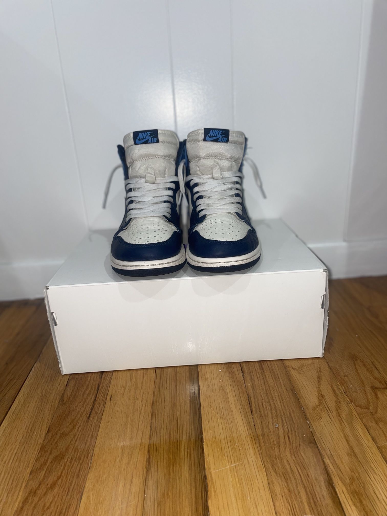 Jordan 1 Obsidian