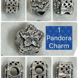 1 Pandora Sparkling Snowflake Charm