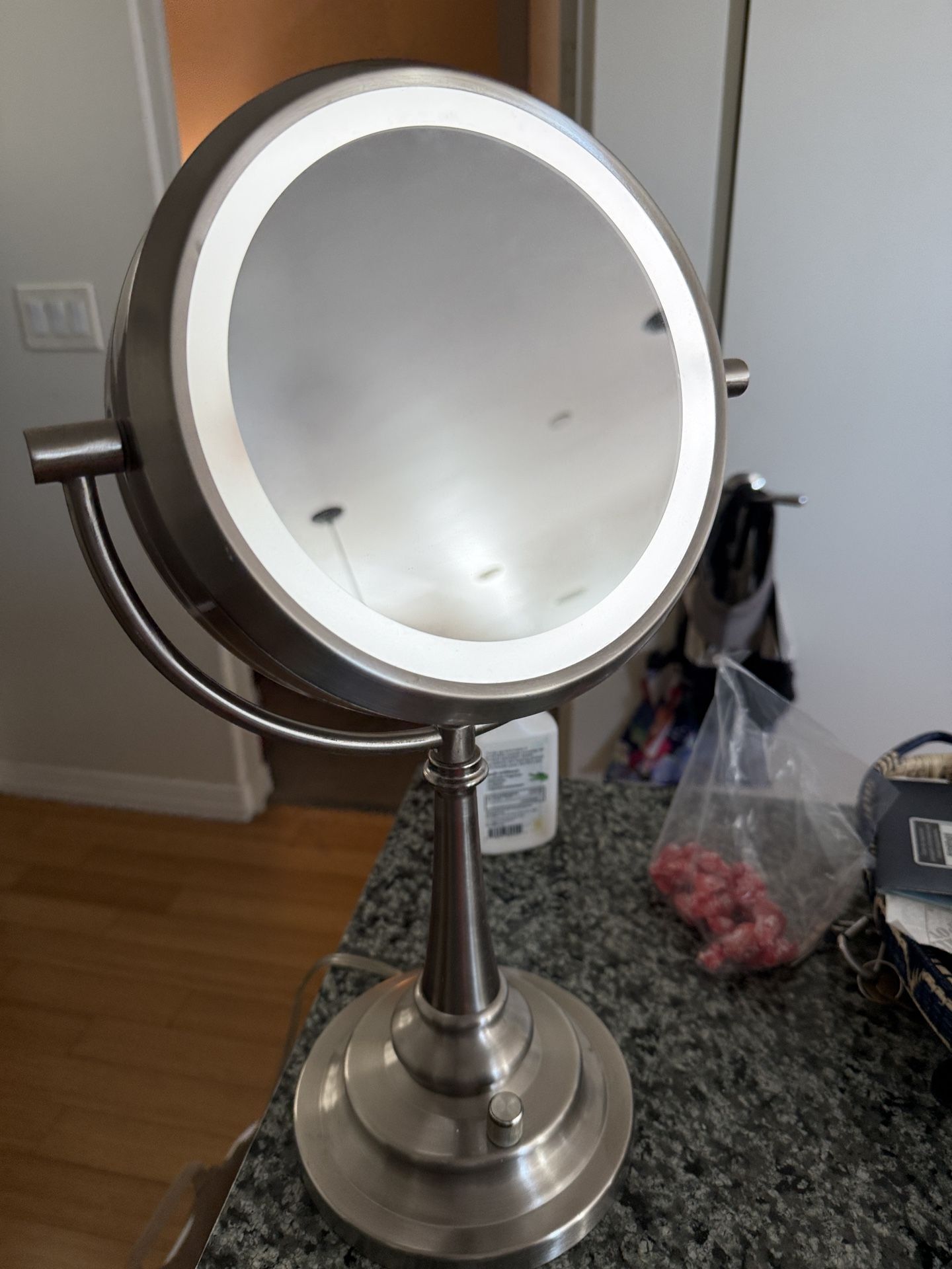 Vanity top Mirror With Light