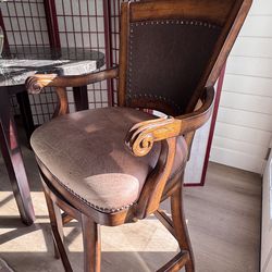 2 Solid Wood Chairs (High Quality / Mexico) – Elegant & Sturdy