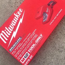 Milwaukee M12 12-Volt Lithium-Ion Brushless Cordless 1-1/4 in. - 2 in. Copper Tubing Pipe Cutter  $329  New