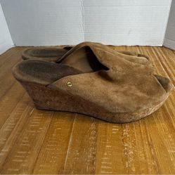 UGG sandals for women size 9 tan