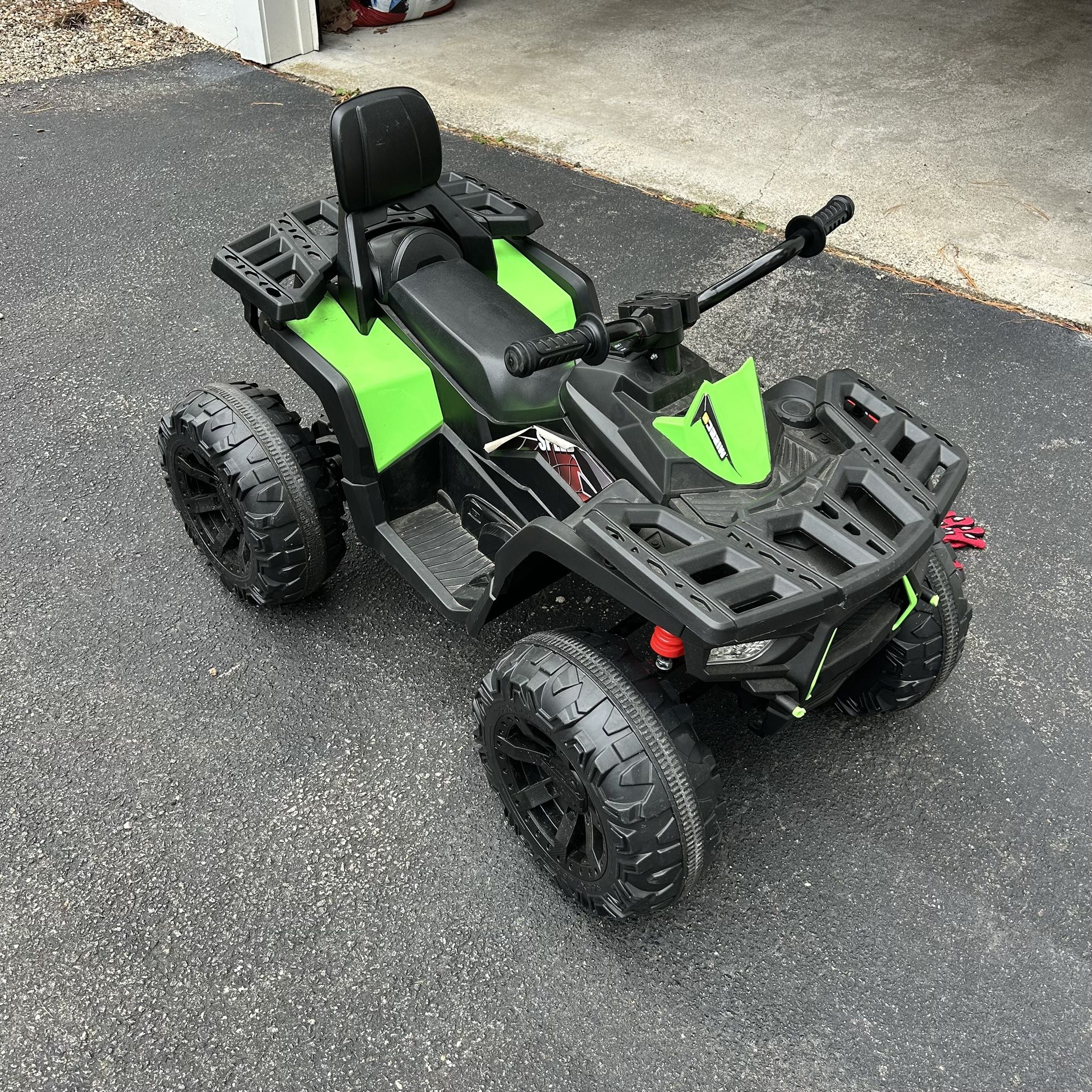 Kids ATV 4 Wheeler, Green. With Helmet (Small) and Gloves
