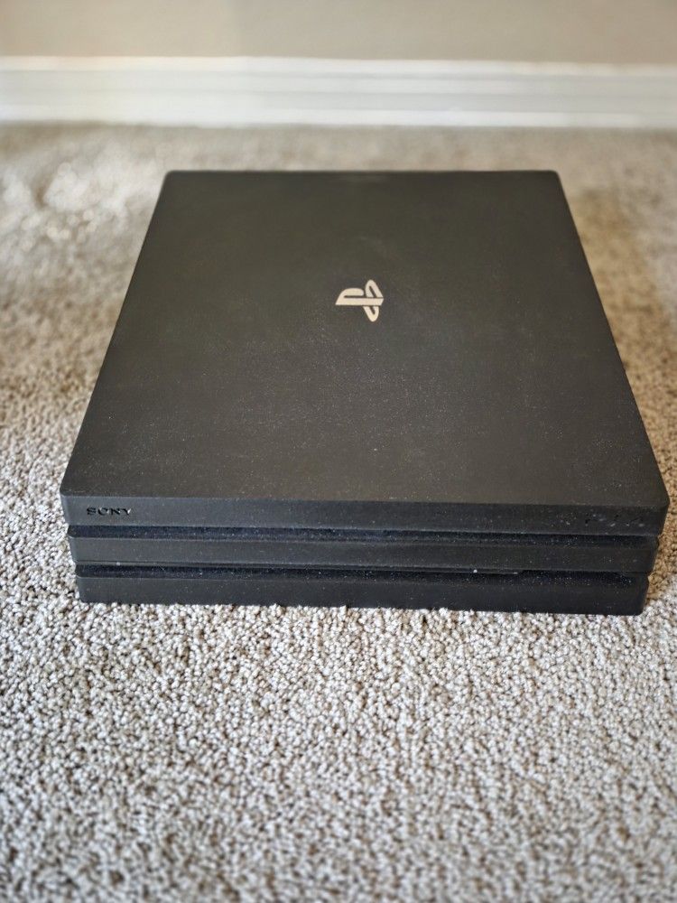 1TB PS4 Pro w/ COD