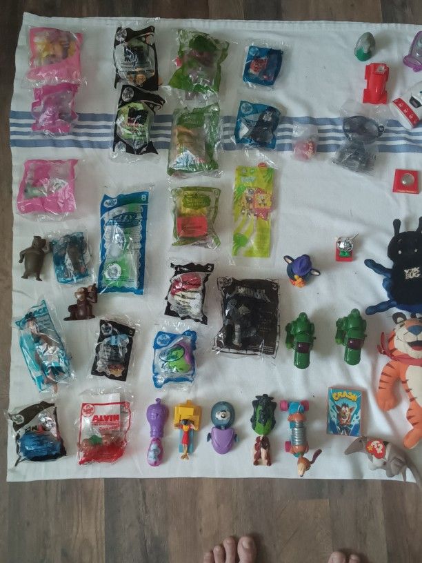 McDonald's Happy Meal/Arby's/LuckyCharms....
