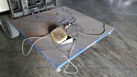 Floor scale, commercial industrial use 10K LBS.