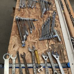 Tools, Lockers, Filing Cabinets, Chairs, Stools, Bolt Cutters Etc. 