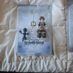 Kingdom Hearts Action Figures: Solider And Sora