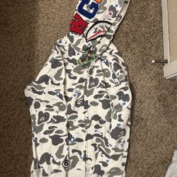 Bape L