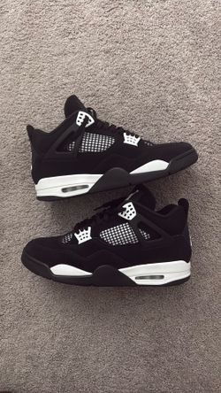 Air Jordan 4 Retro White Thunder Men’s Size 13