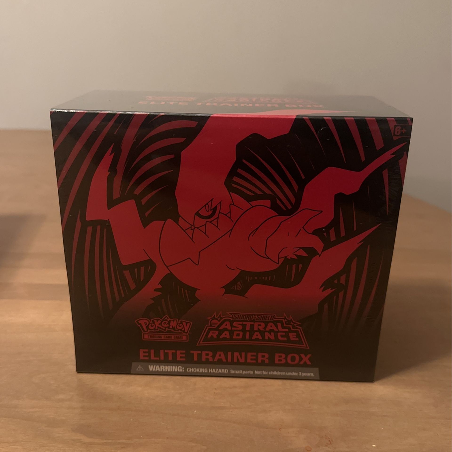 Pokemon Astral Radiance Elite Trainer Box