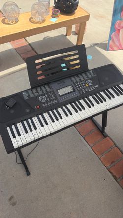 Piano electric keyboard
