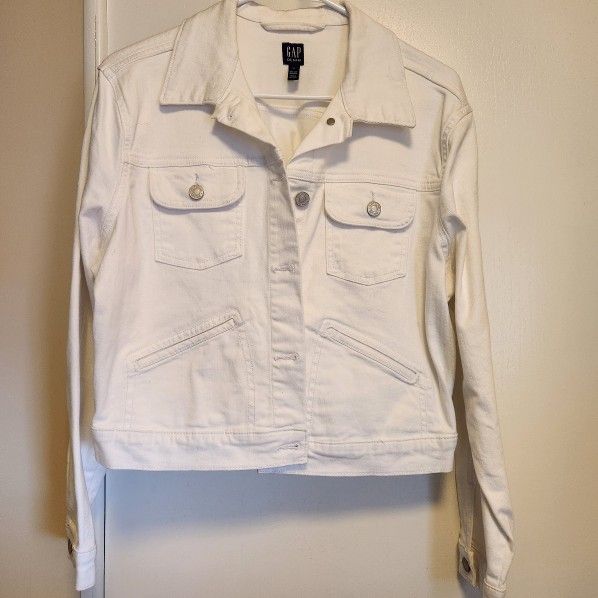 Gap denim jacket size XL
