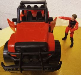 Jeep toy with figurine