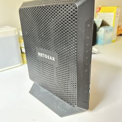 Netgear C6900 cable modem router