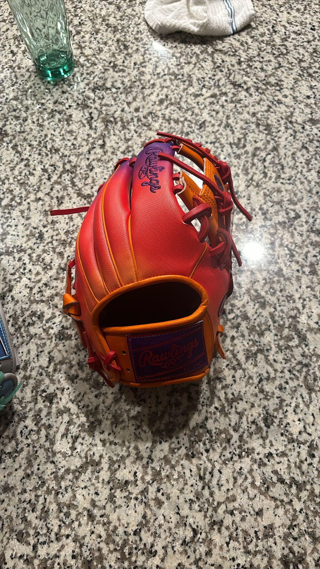 Rawlings FunBurst Heart Of The Hide 11.5 Inch Baseball Glove