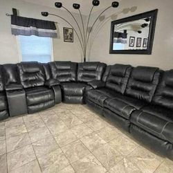 Vacherie Black Recliner Sectional Financing Available By ASHLEY 