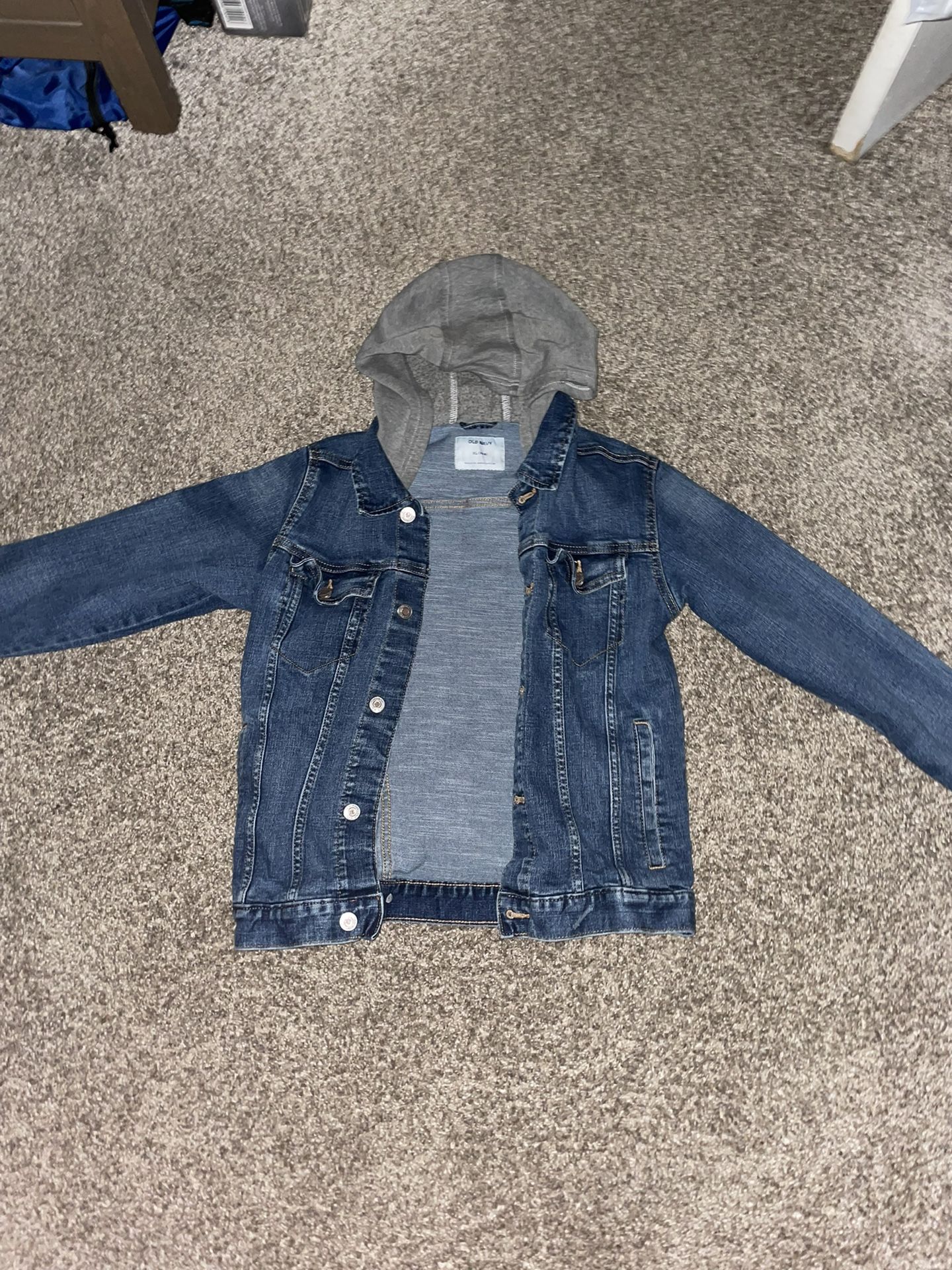 Jean jacket with hood