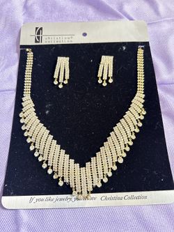 Necklace Set