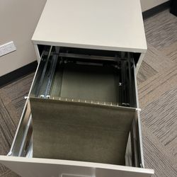 Filing Cabinet 