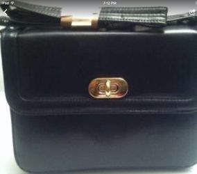 BLACK LEATHER PURSE