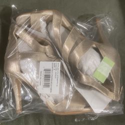 Gold High heels