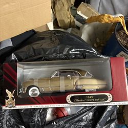 Road Legends 1/18 scale die-cast model