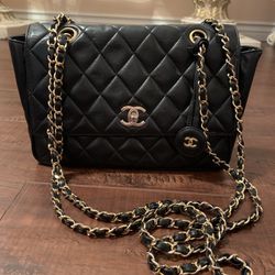 Authentic Rare Chanel Vintage Tortoise Resin Top Handle Bag For Sale at  1stDibs
