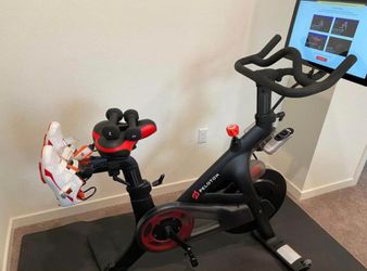 Peloton Gen 3 W/ Extra