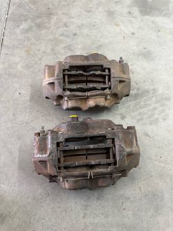 83 Toyota Hilux 4wd calipers