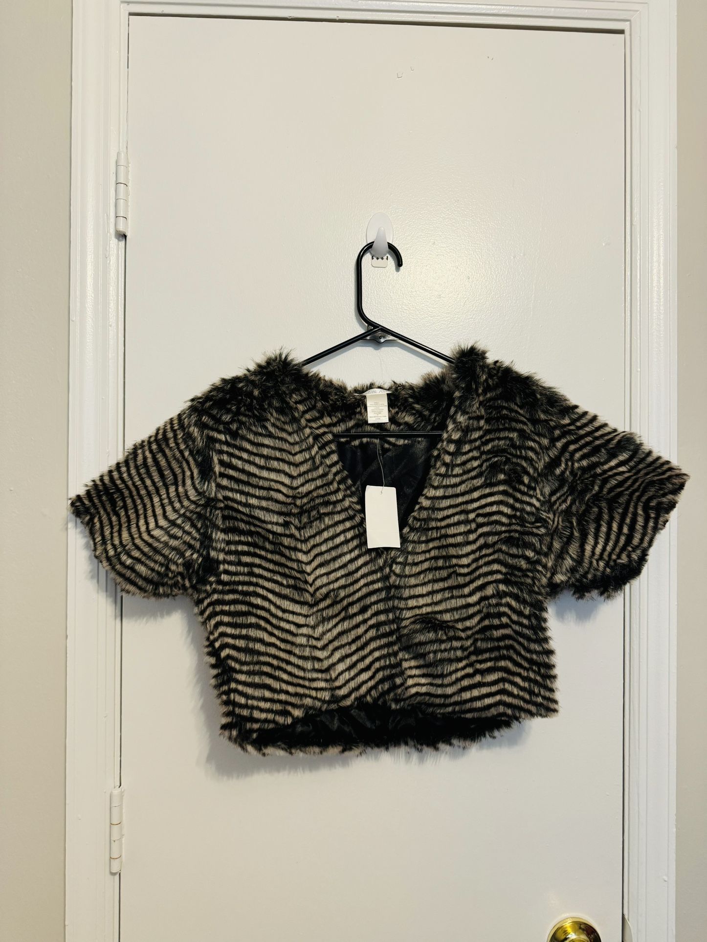 Charlotte Russe Faux Sherpa Coat Size M