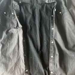 Vintage Men’s Levi’s Classic Western Standard Fit Long Sleeve Button-Up Pocket Grey Shirt Size XL 