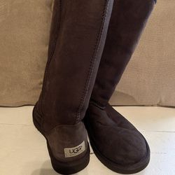 Classic Tall Uggs (Chocolate/Brown) W 8