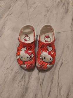 Hello Kitty Crocs