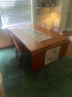 Dining Table For Sale!