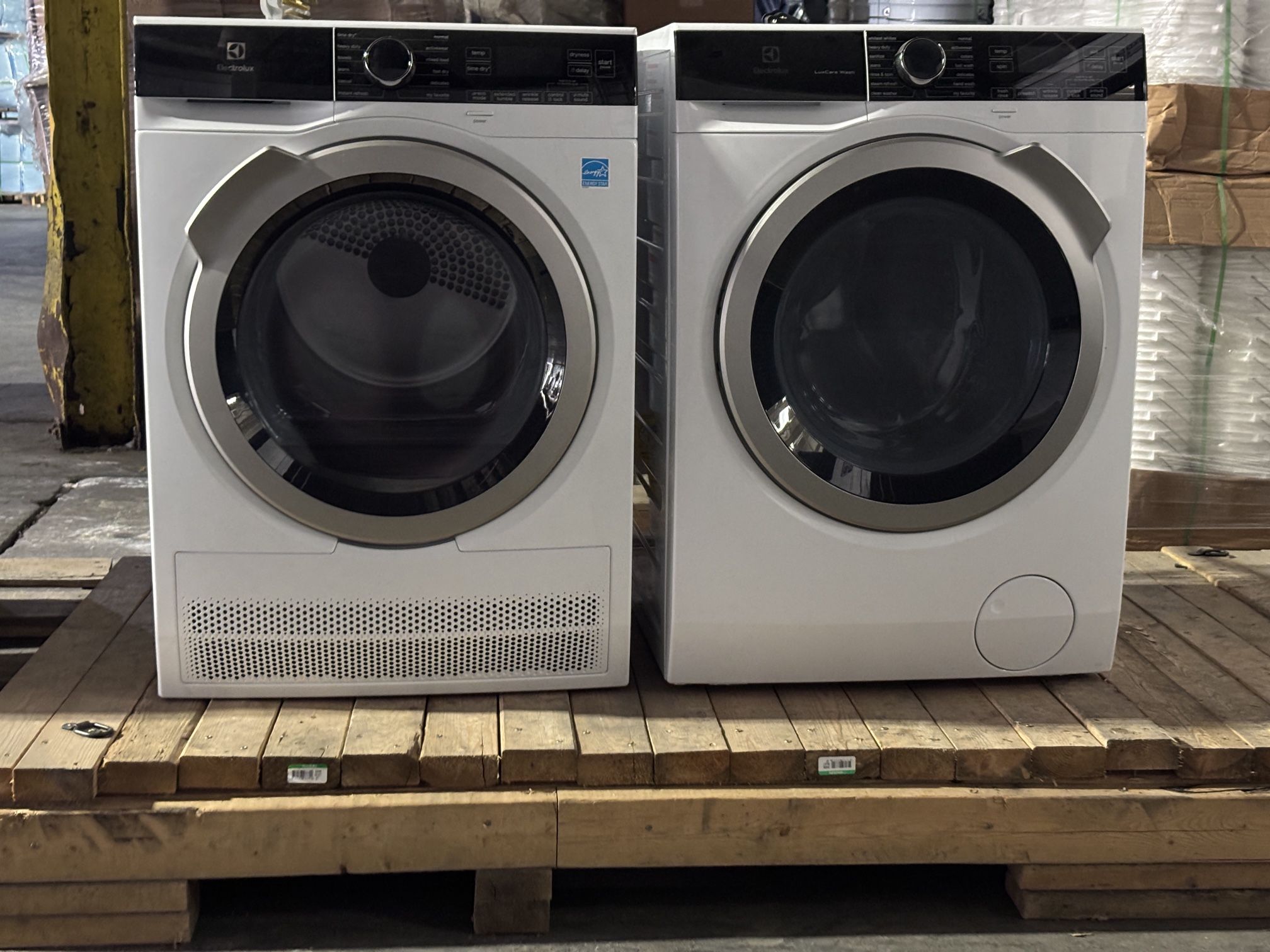 Electrolux Washer & Dryer Set (Stackable)