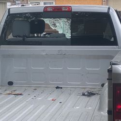 All glass for cars and trucks