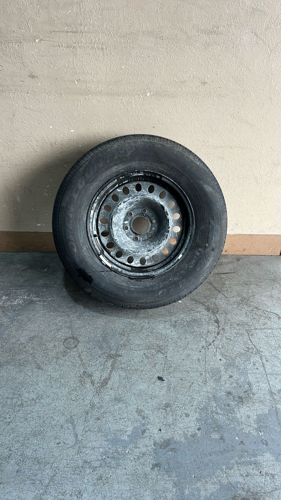 (C) 16-24 Nissan Titan Wheel 2016 2017 2018 2019 2020 2021 2022 2023 2024