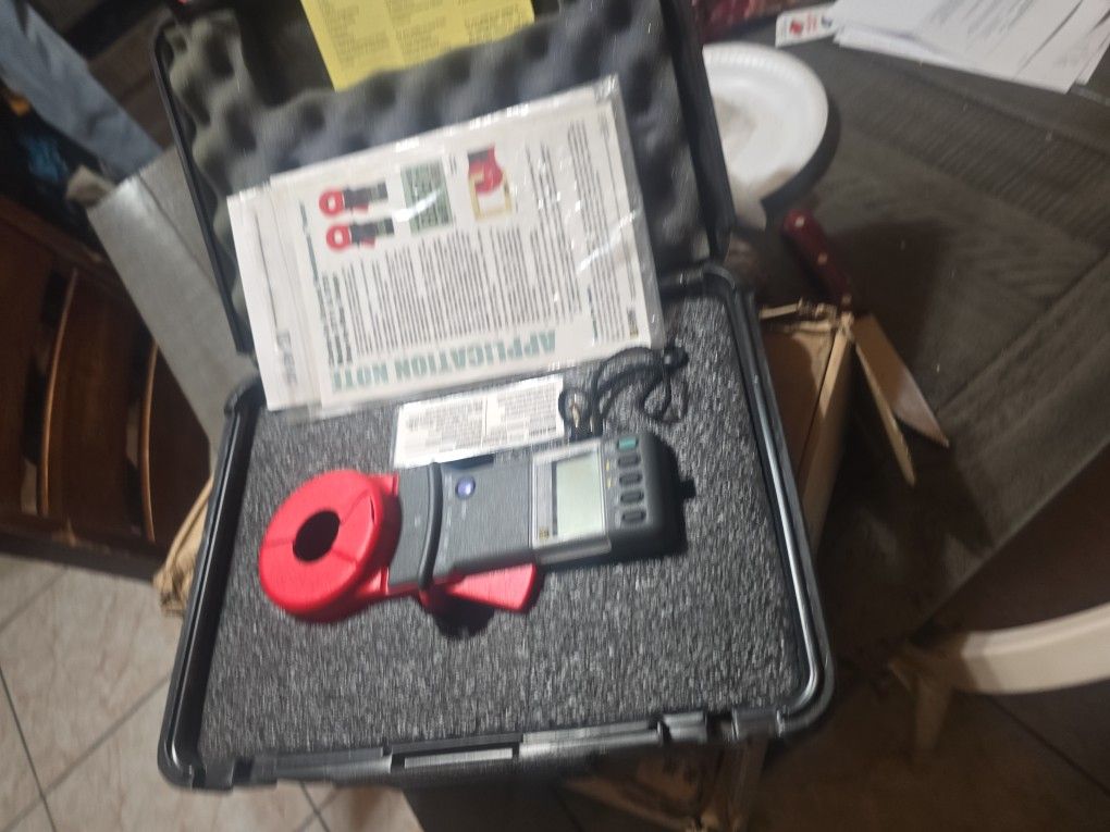 Clamp-on Ground Resistance 