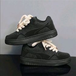 Anti-slip casual shoes