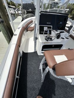 2016 Sea Pro 219 Deep v With New Suzuki 200 Motor