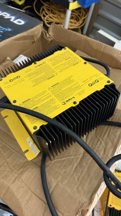 24V 25A Industrial Battery Charger – Forklift / Scissor Lift (4 Available) 